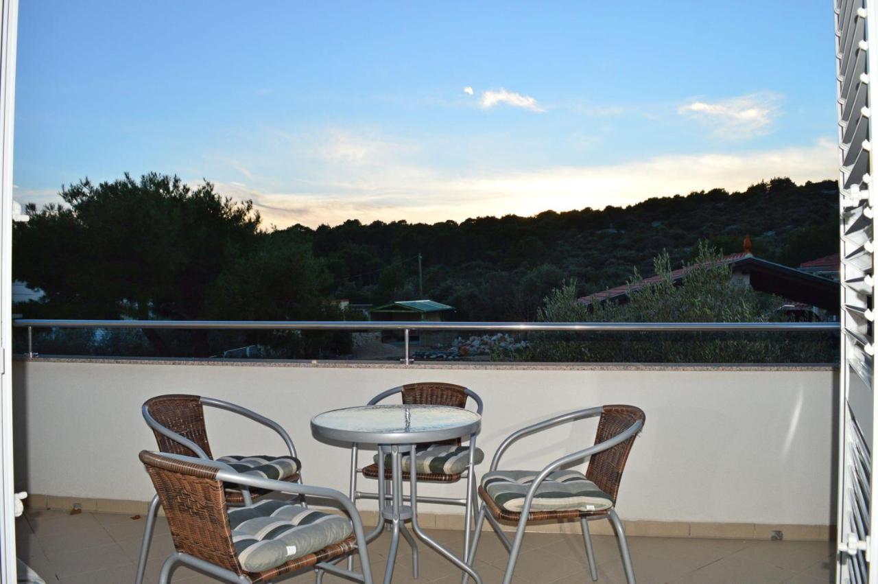 Apartments Vilim Tisno Εξωτερικό φωτογραφία