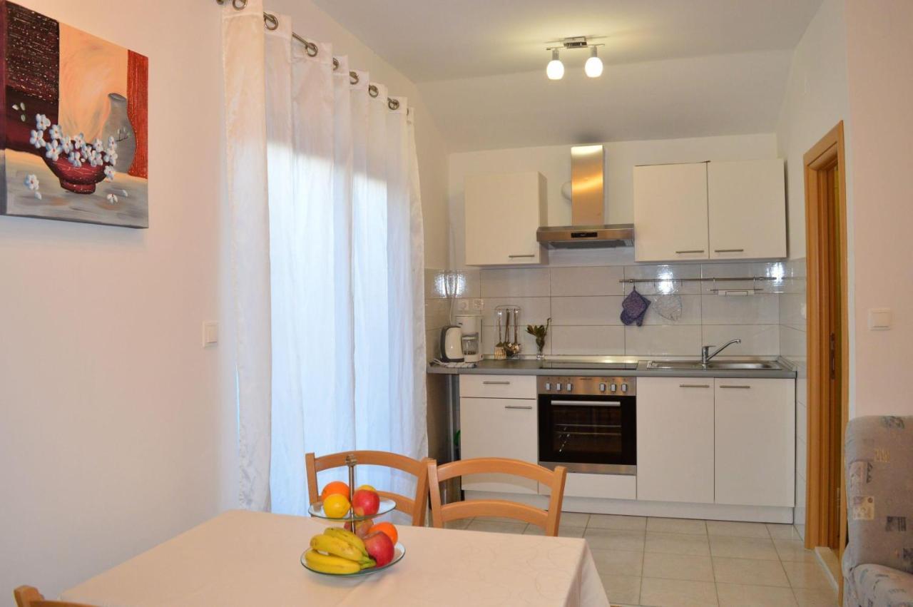 Apartments Vilim Tisno Εξωτερικό φωτογραφία