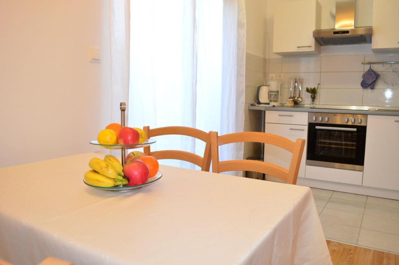 Apartments Vilim Tisno Εξωτερικό φωτογραφία